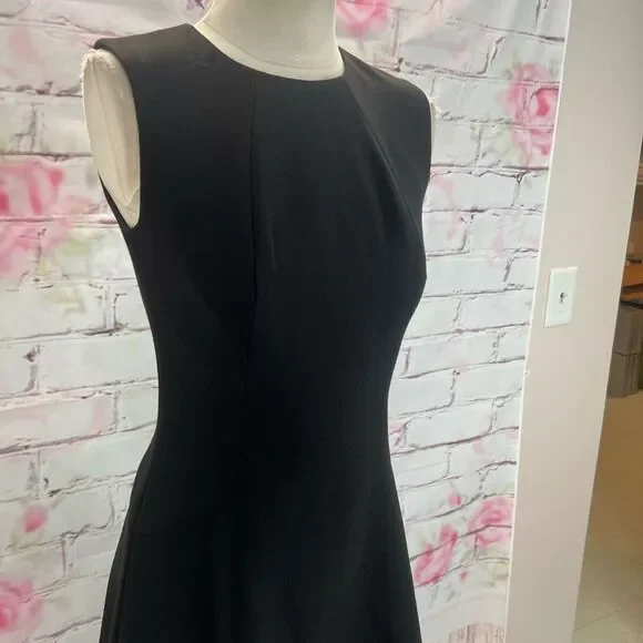 Kate spade black sleeveless rear gold zipper A-line dress size 2 - Picture 3 of 12